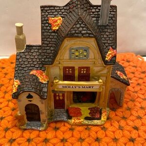 NWT Thanksgiving Harvest House Porcelain Building